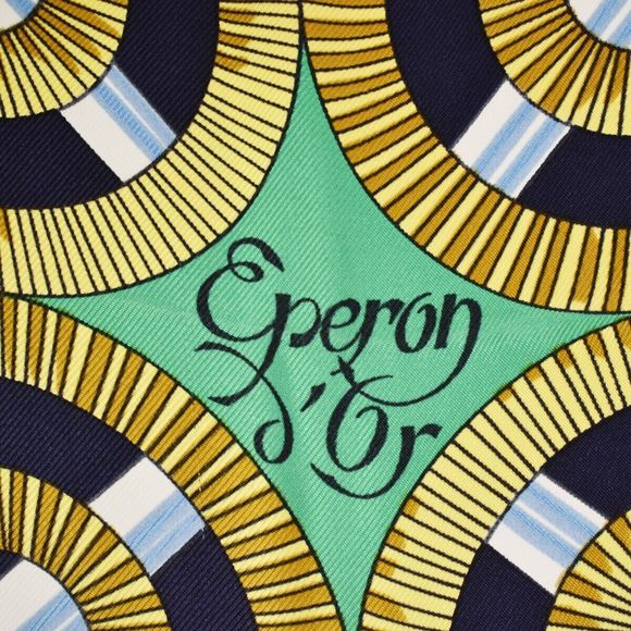 HERMES Carre 90 Scarves - Picture 4 of 11